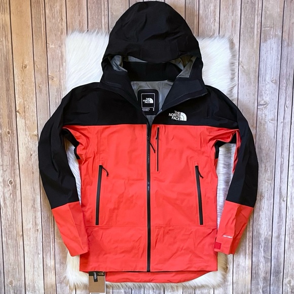 The North Face Men’s DryVent Shell Ski Jacket In Flare - Picture 2 of 7